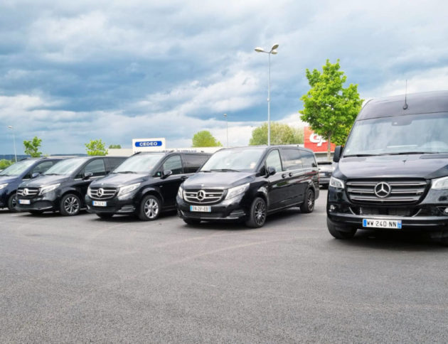 A fleet of top-of-the-range vehicles for your daily journeys, private journeys, business trips and VIP transport. Fully equipped vehicles. Great comfort. Safety driver. Proven experience.